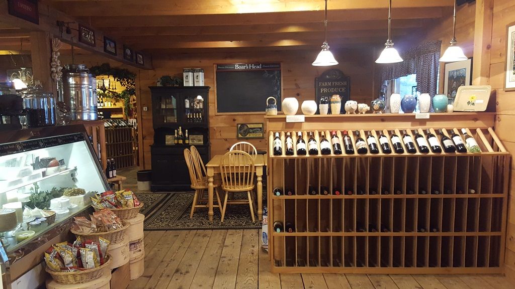 291 Fairfield St, Oakland, ME 04963